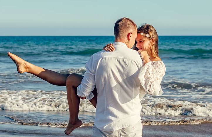 婚外情分手了要不要挽回，婚外情分手了怎么挽回