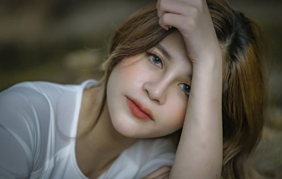 什么样的第三者证据在法庭上有效，婚姻中出现的第三者违法吗？