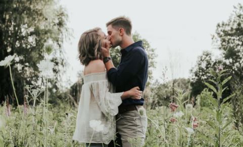 为什么老婆不回我信息？能挽回吗？