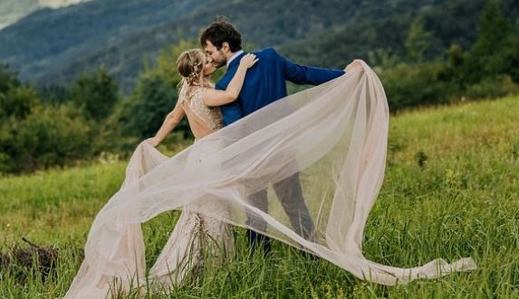 老婆彻底不理我了怎么办？能挽回吗？