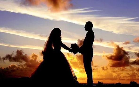 怀孕的老婆出轨