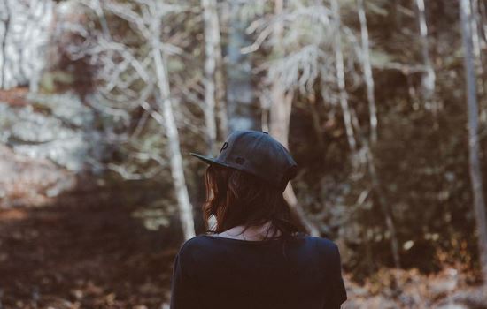 如何吸引喜欢的男生？6个瞬间9个细节让男人对你爱不完！