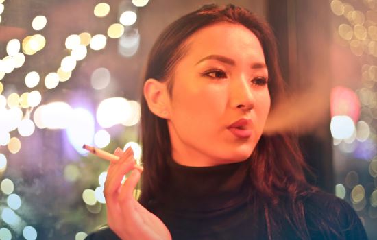 跟女朋友吵架道歉的话，让她消气的话